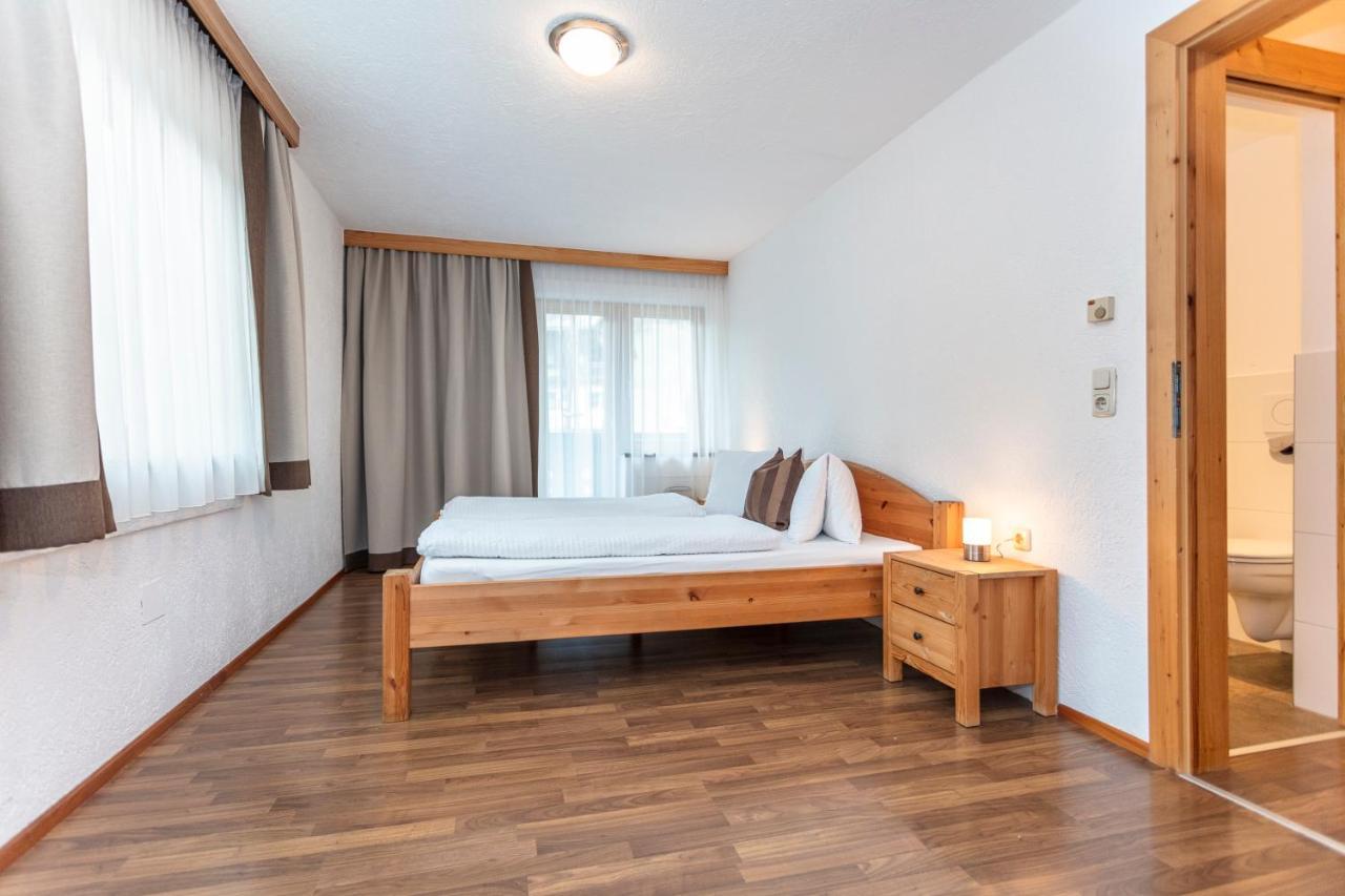 Gaestehaus Dreier Neukirchen am Großvenediger Eksteriør billede